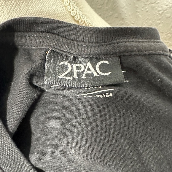 TuPac Relaxed Tee -‎ Large - Picture 8 of 10